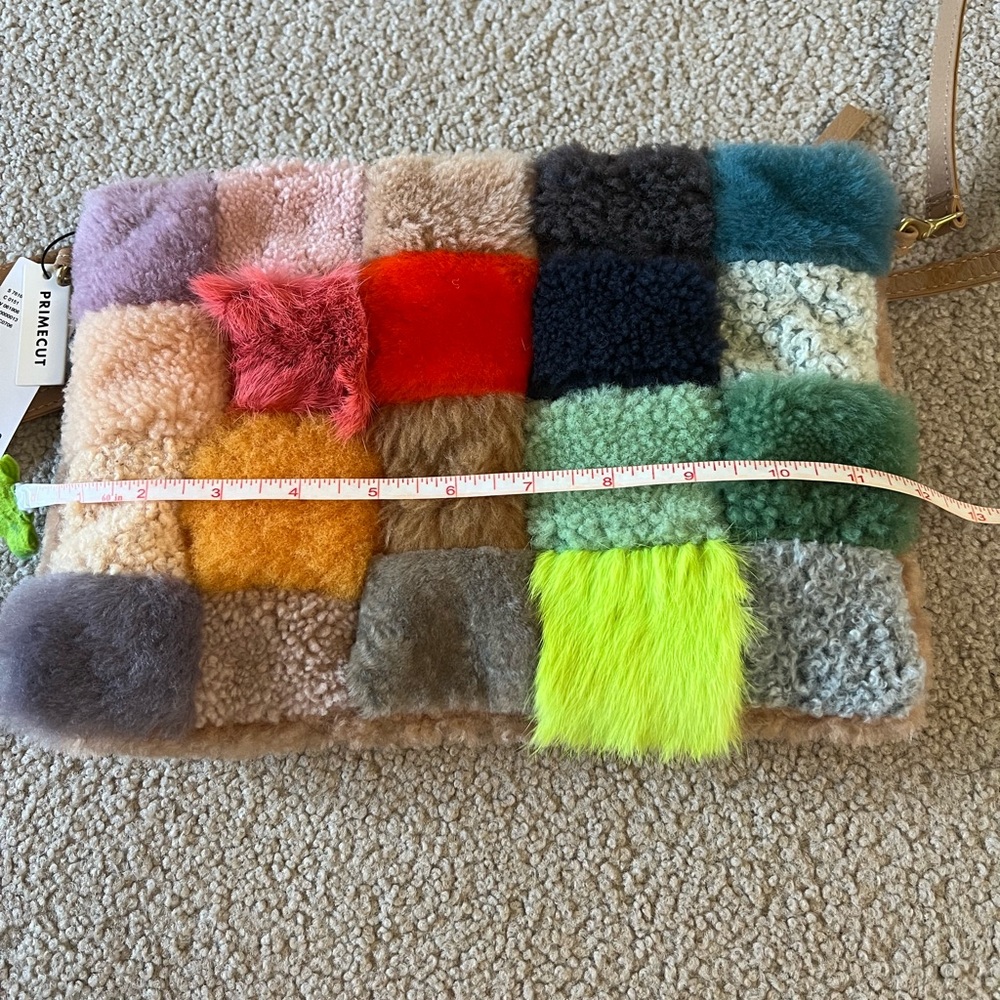 Primecut Patchwork Shearling Multicolor Bag - Picture 5 of 6